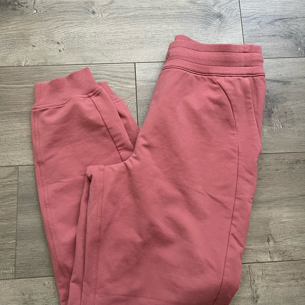 Lululemon Scuba High-Rise French Terry Jogger Women’s Size 8 briar rose pink - Picture 6 of 9